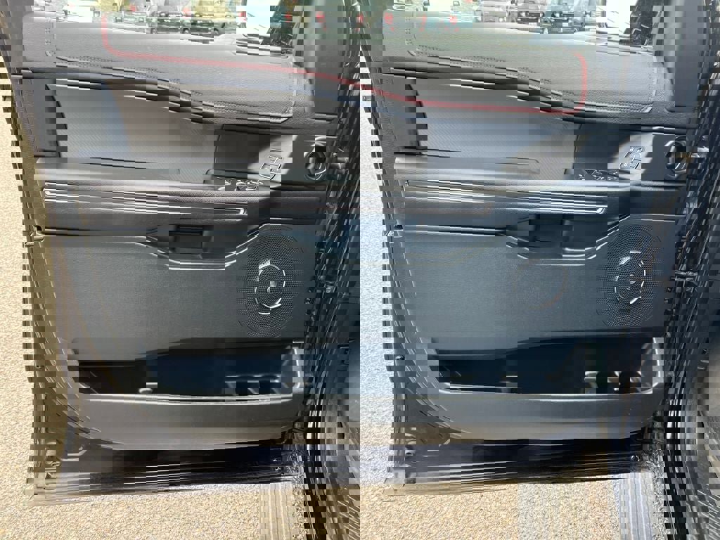 Used 2021 Ford Expedition Limited w/ Equipment Group 303A image 11