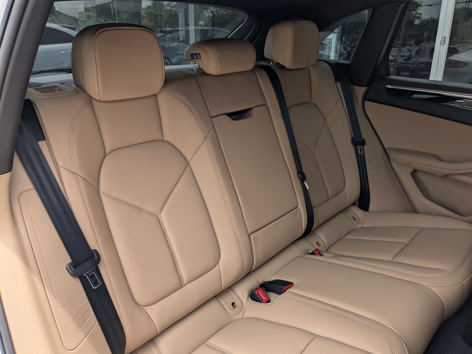 New 2025 Porsche Macan S image 24