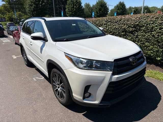 Used 2017 Toyota Highlander SE AWD/4WD image 15