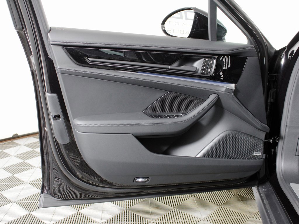 New 2026 Porsche Panamera 4 image 14