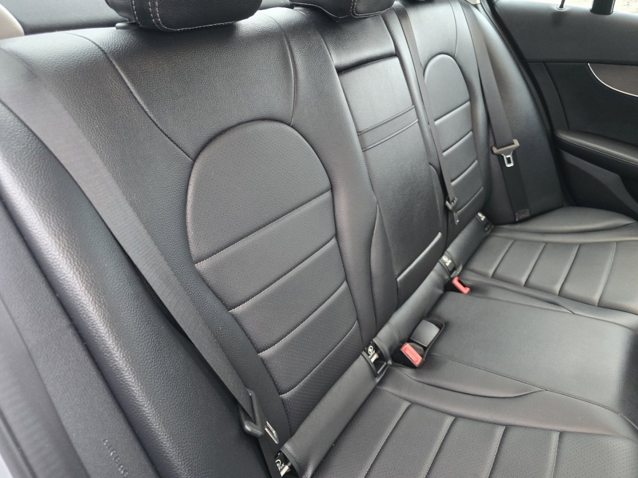 Used 2020 Mercedes-Benz C 300 4MATIC Sedan image 22