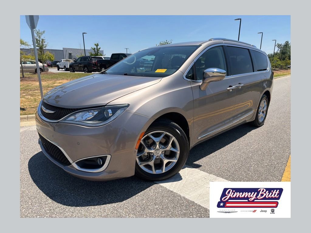 Used 2018 Chrysler Pacifica Limited w/ Advanced Safetytec Group FWD video 1