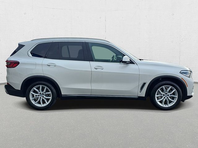 Used 2023 BMW X5 xDrive40i w/ Climate Comfort Package image 4