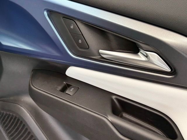 New 2026 Chevrolet Equinox EV LT FWD image 23
