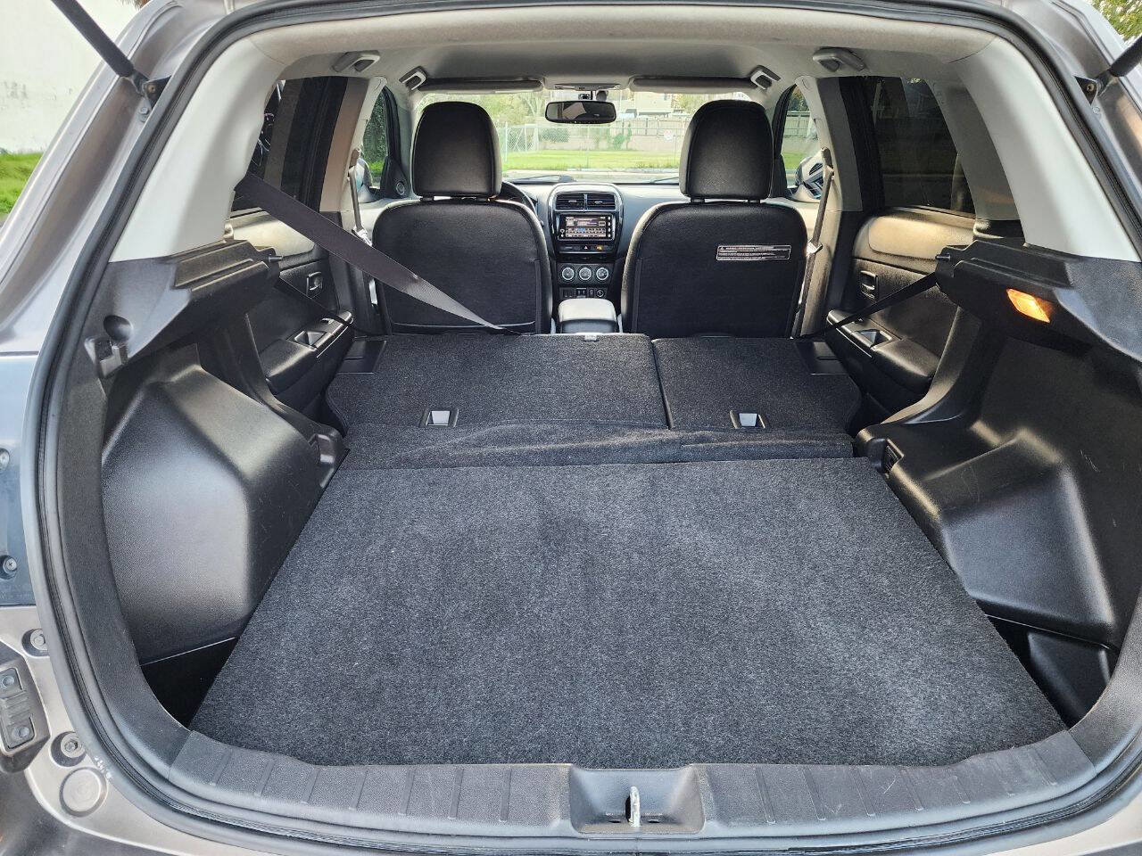 Used 2018 Mitsubishi Outlander Sport SEL image 27