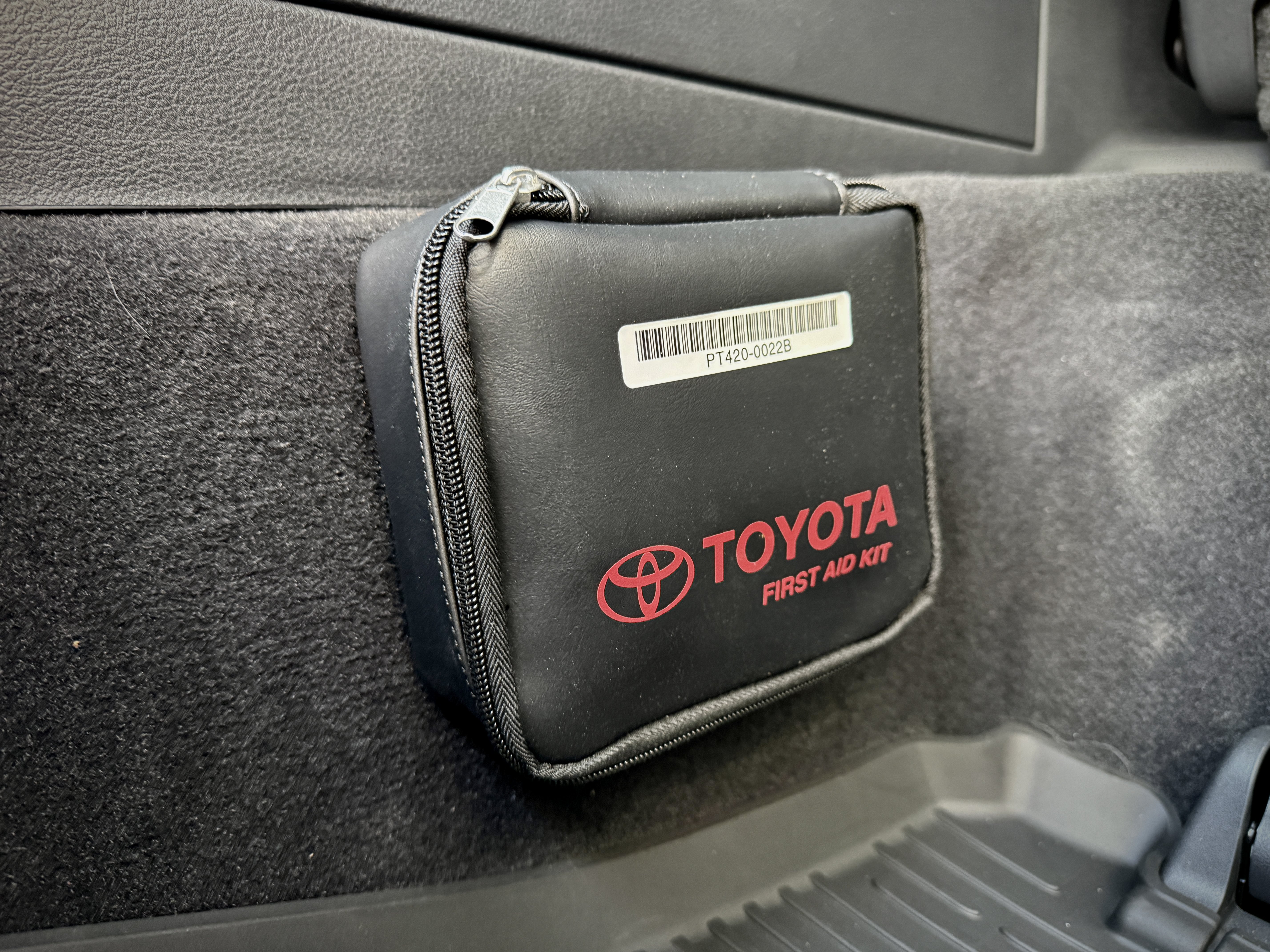 Certified 2026 Toyota Sienna XLE Woodland Edition AWD/4WD image 26