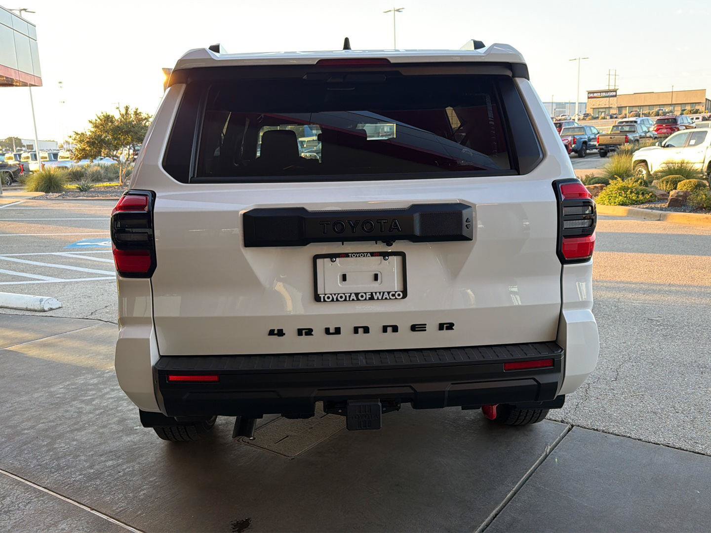 New 2026 Toyota 4Runner SR5 AWD/4WD image 5