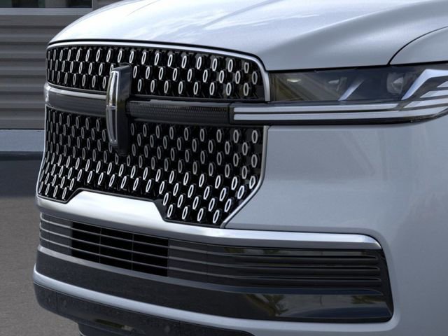 New 2026 Lincoln Navigator Reserve image 17