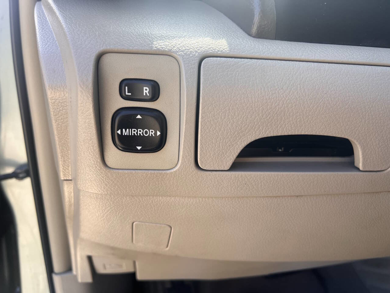 Used 2009 Toyota Camry SE image 13