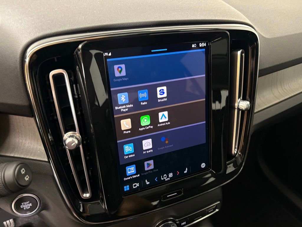 Used 2023 Volvo XC40 B5 Ultimate w/ Protection Package Premier image 25