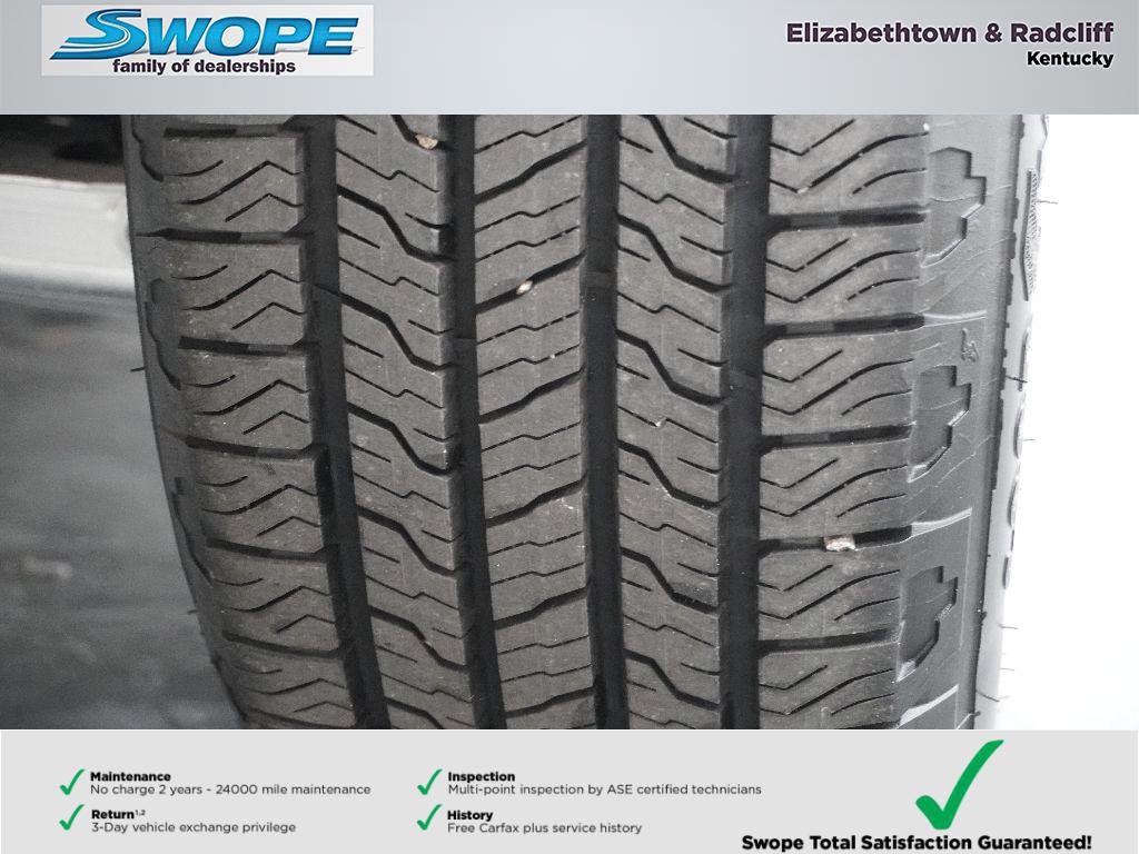 New 2025 Ford Maverick XLT w/ XLT Luxury Package image 37