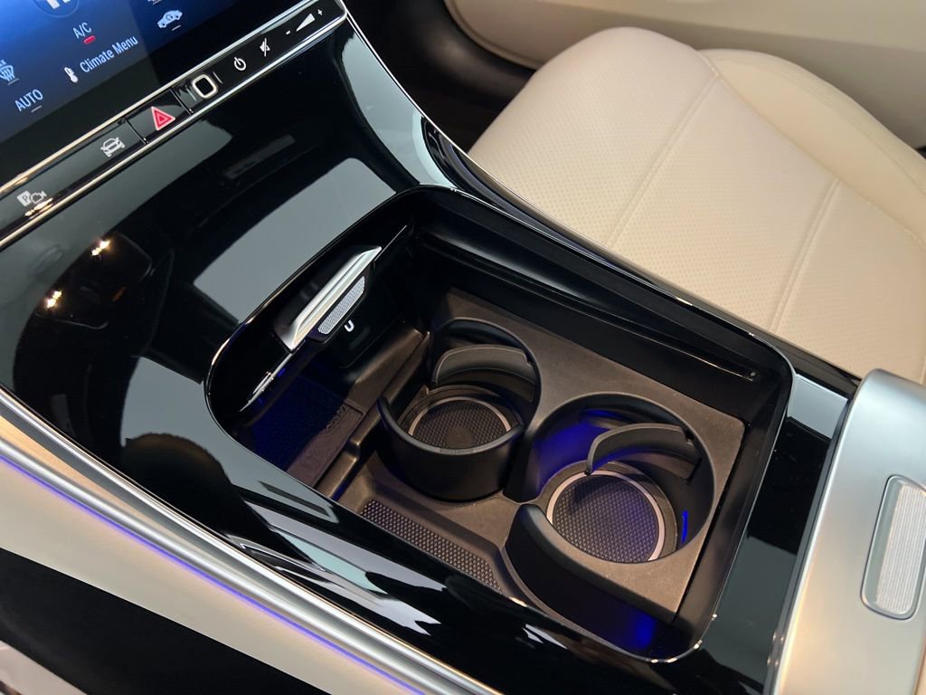 Certified 2025 Mercedes-Benz GLC 300 4MATIC image 10