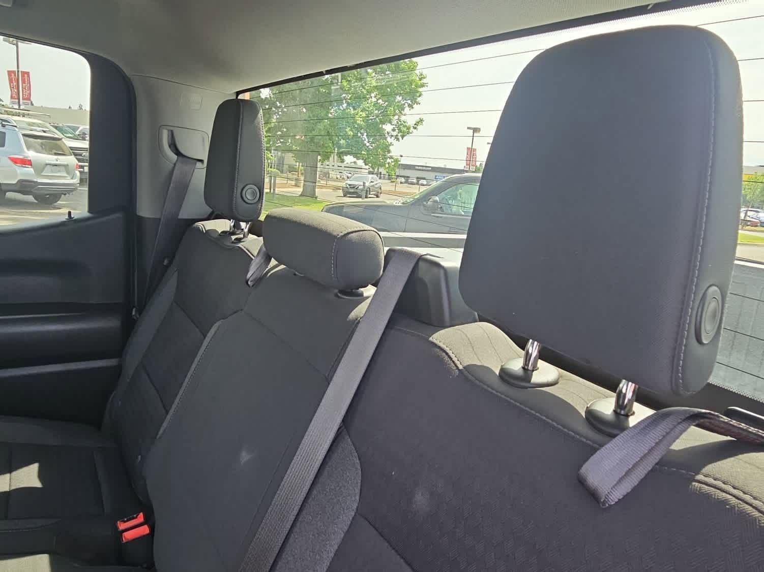 Used 2022 Chevrolet Silverado 1500 Custom image 12