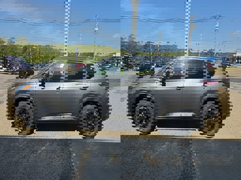 New 2026 Nissan Rogue SV image 9