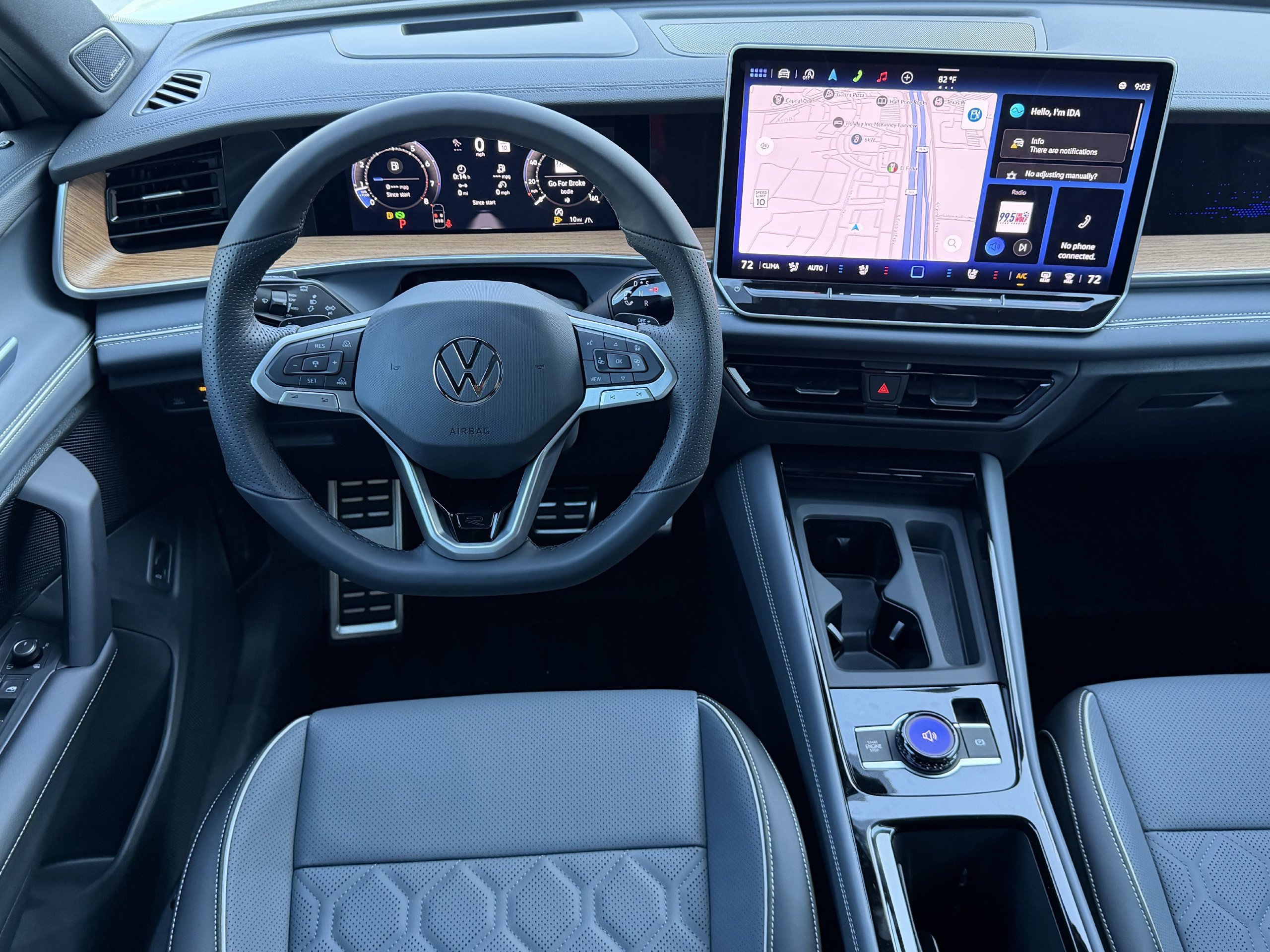 New 2026 Volkswagen Tiguan SEL R-Line AWD/4WD image 13