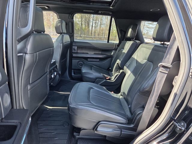 Used 2018 Ford Expedition Limited w/ Equipment Group 302A AWD/4WD image 6