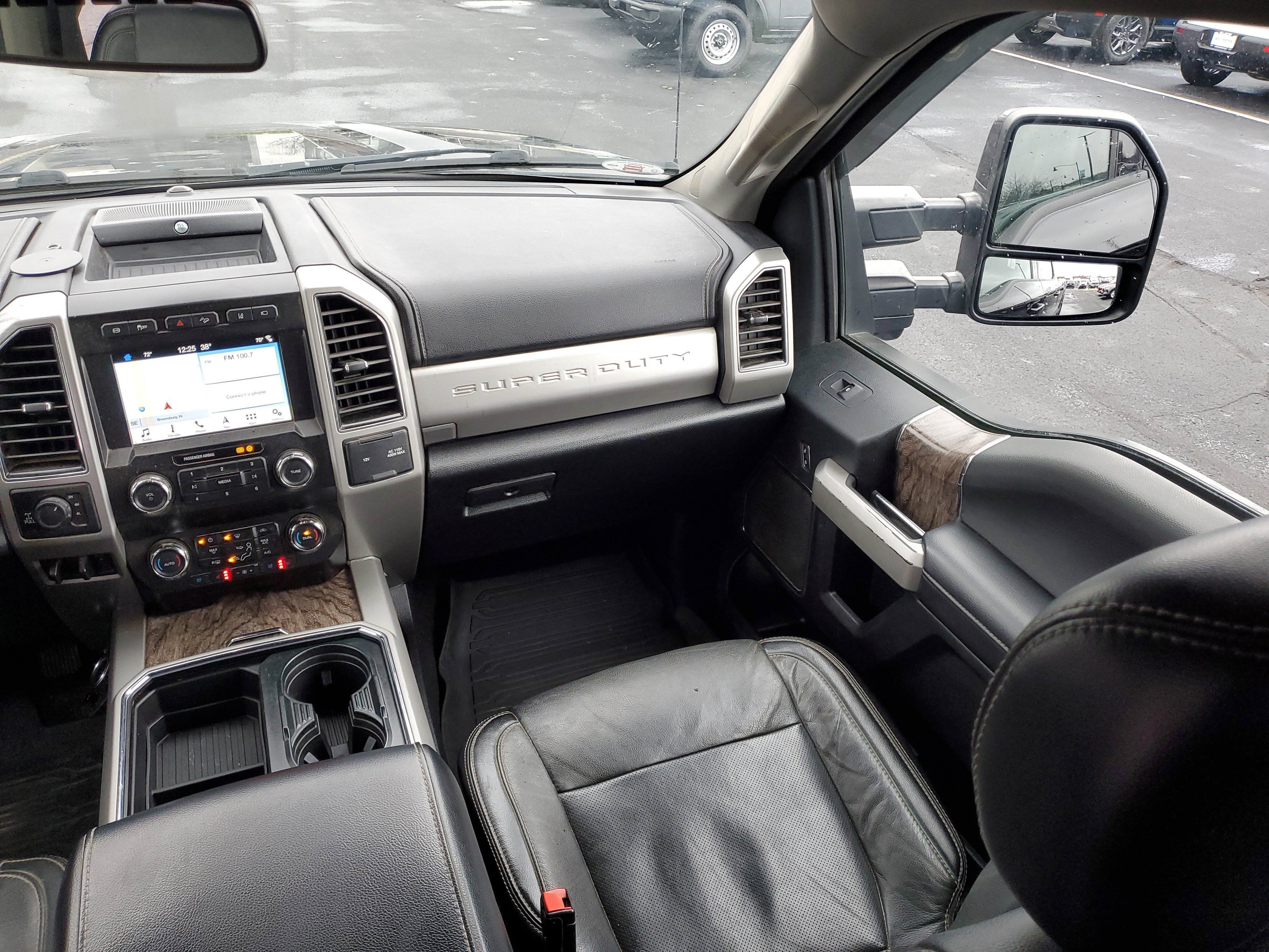 Used 2019 Ford F350 Lariat image 14