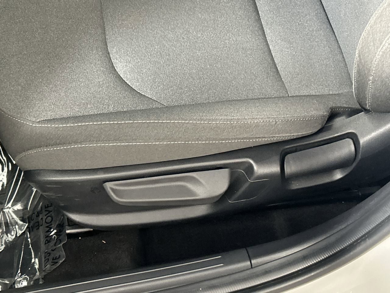 Used 2025 Kia K4 FWD image 19