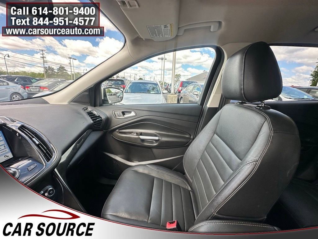 Used 2016 Ford Escape Titanium w/ Equipment Group 301A AWD/4WD image 13
