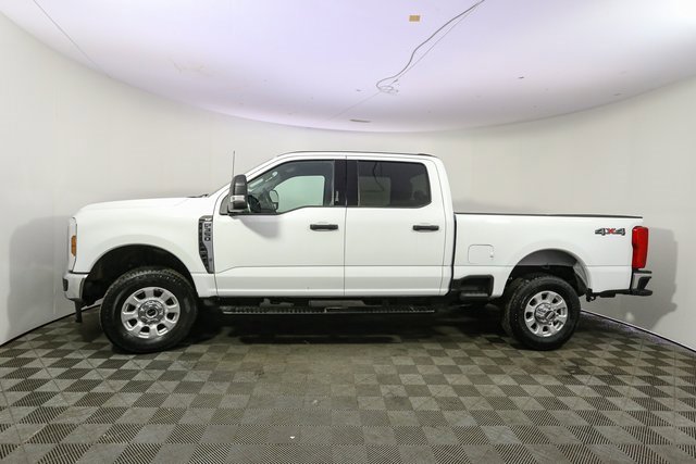 Used 2024 Ford F350 XLT image 6