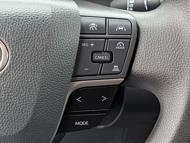 Used 2025 Toyota Camry LE FWD image 19