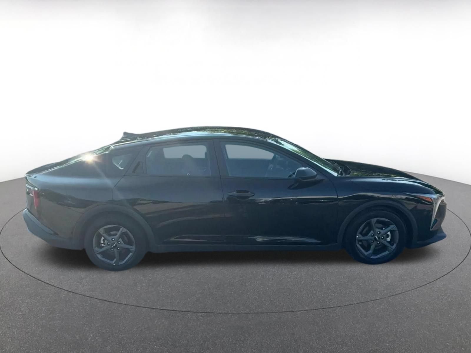 Used 2026 Kia K4 FWD image 16