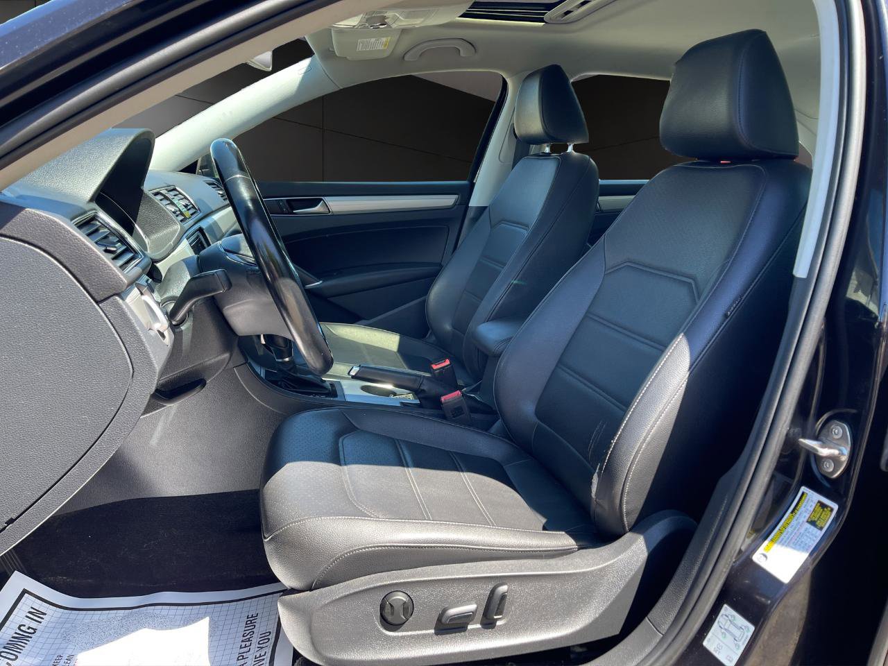 Used 2019 Volkswagen Passat 2.0T Wolfsburg FWD image 9