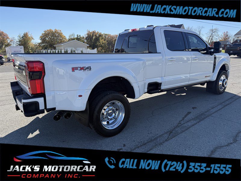 Used 2025 Ford F450 Platinum w/ FX4 Off-Road Package image 13