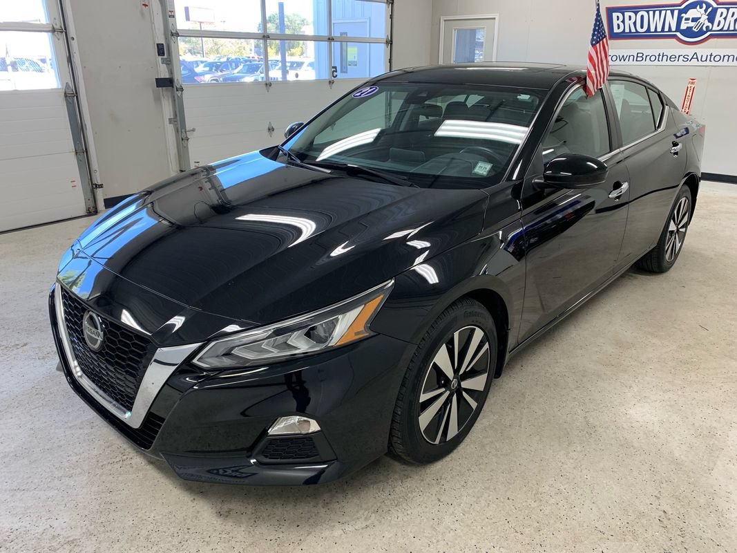 Used 2021 Nissan Altima 2.5 SV w/ SV Premium Package AWD/4WD image 2