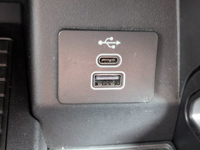 Used 2025 Ford Ranger XLT w/ Trailer Tow Package RWD image 22