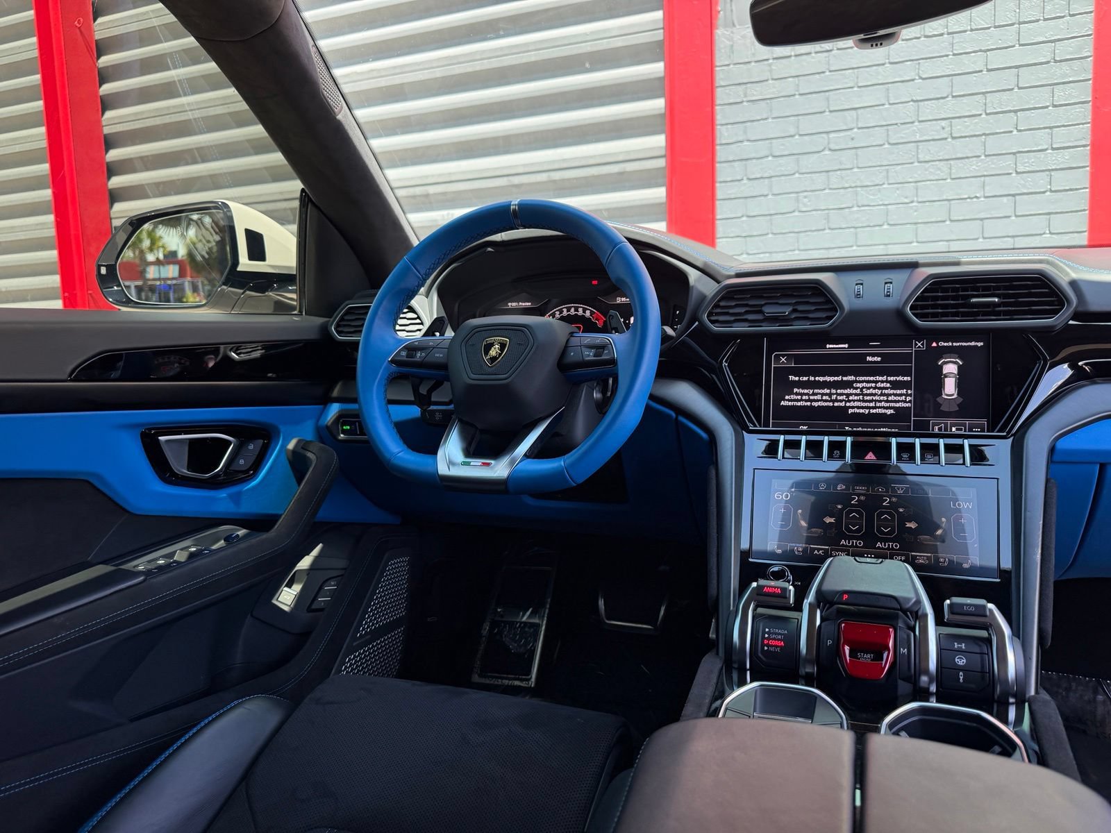 Used 2024 Lamborghini Urus S AWD/4WD image 33