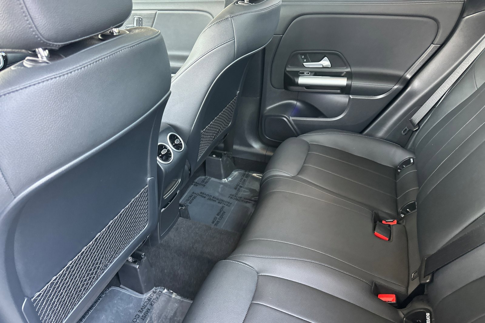 Certified 2025 Mercedes-Benz GLA 250 4MATIC image 12