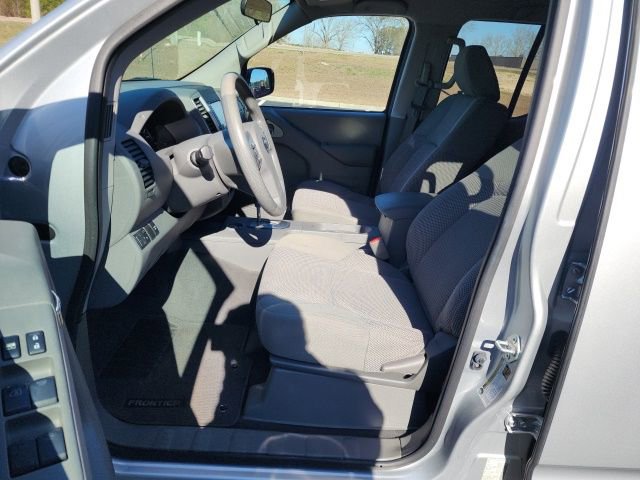 Used 2021 Nissan Frontier SV image 20