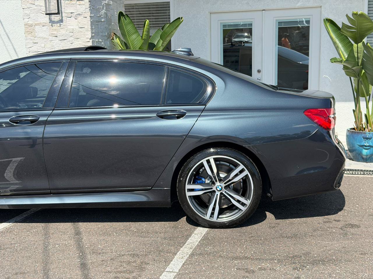 Used 2017 BMW 740i RWD image 9