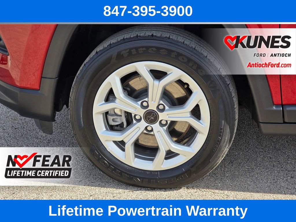 Used 2025 Jeep Compass Latitude image 12