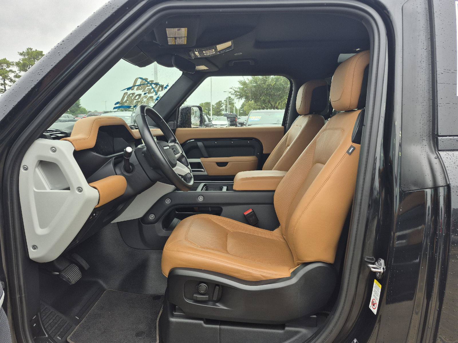 Used 2023 Land Rover Defender 90 S AWD/4WD image 2