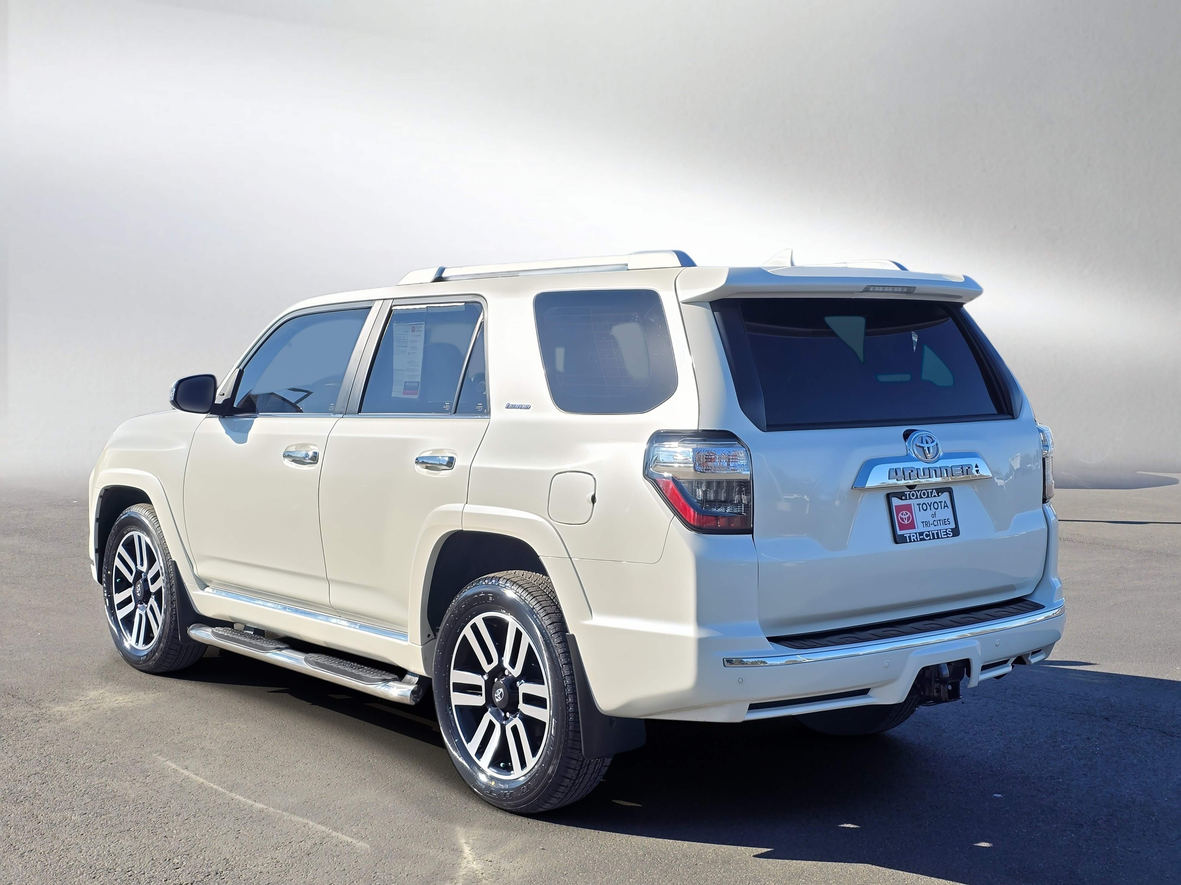 Certified 2023 Toyota 4Runner Limited AWD/4WD image 3