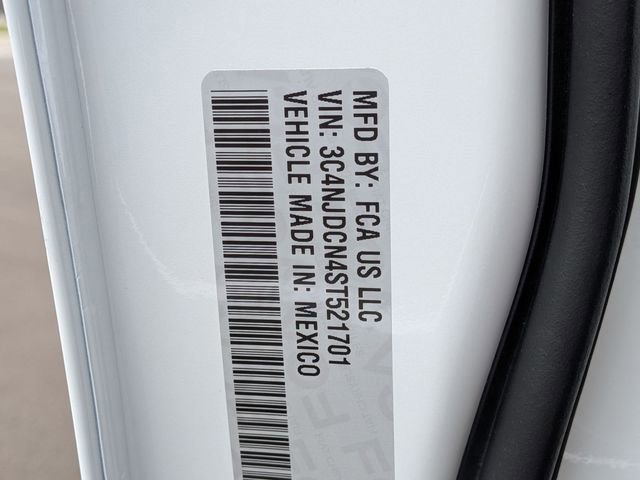 Used 2025 Jeep Compass Limited image 31