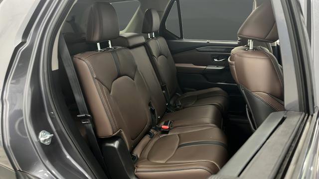 Used 2023 Honda Pilot Elite image 25