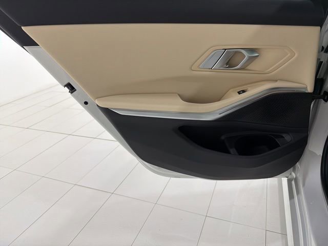 Certified 2023 BMW 330i xDrive Sedan w/ Premium Package AWD/4WD image 15