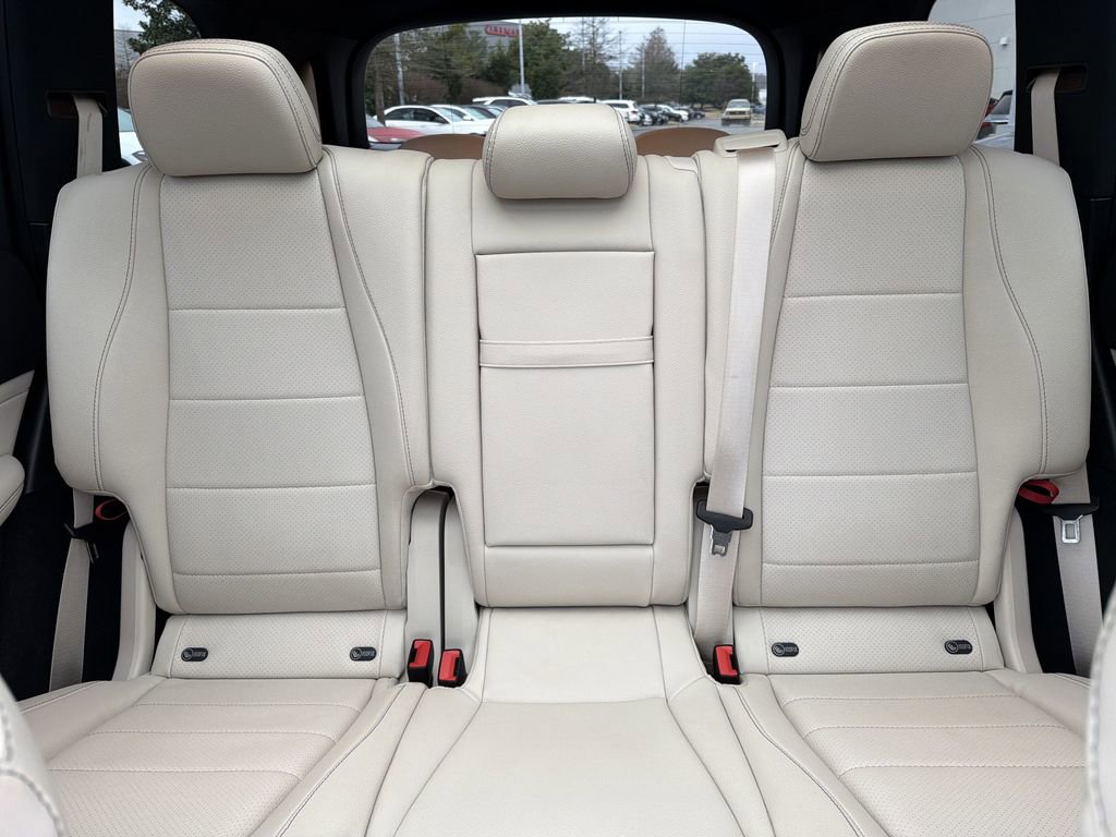 Certified 2024 Mercedes-Benz GLS 450 4MATIC image 39