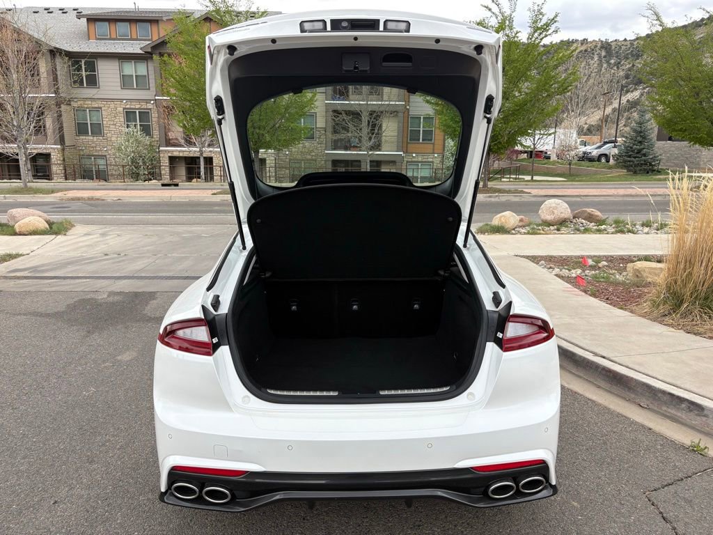 Certified 2018 Kia Stinger Premium image 8