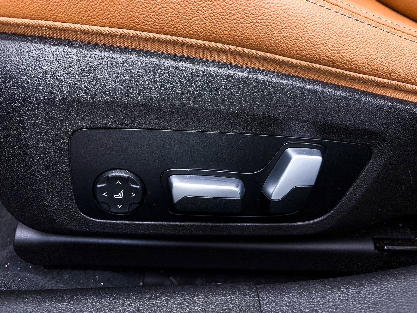 Used 2023 BMW M340i xDrive image 22