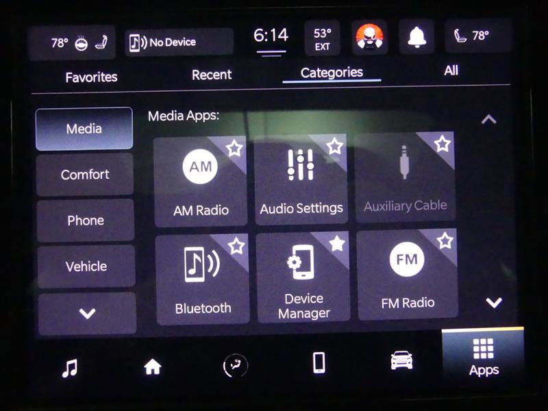 Used 2023 Jeep Grand Cherokee L Laredo image 12