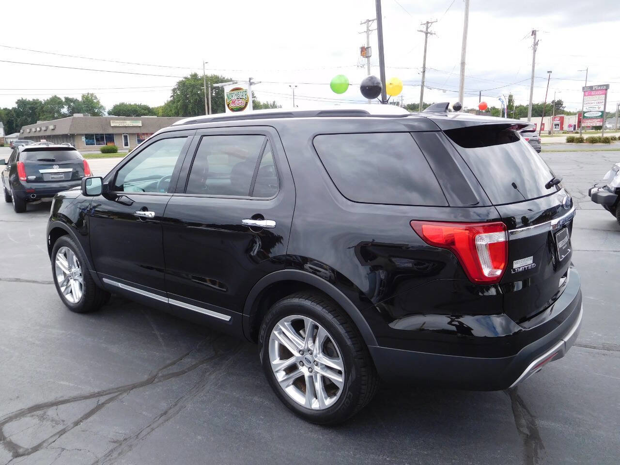 Used 2016 Ford Explorer Limited image 3