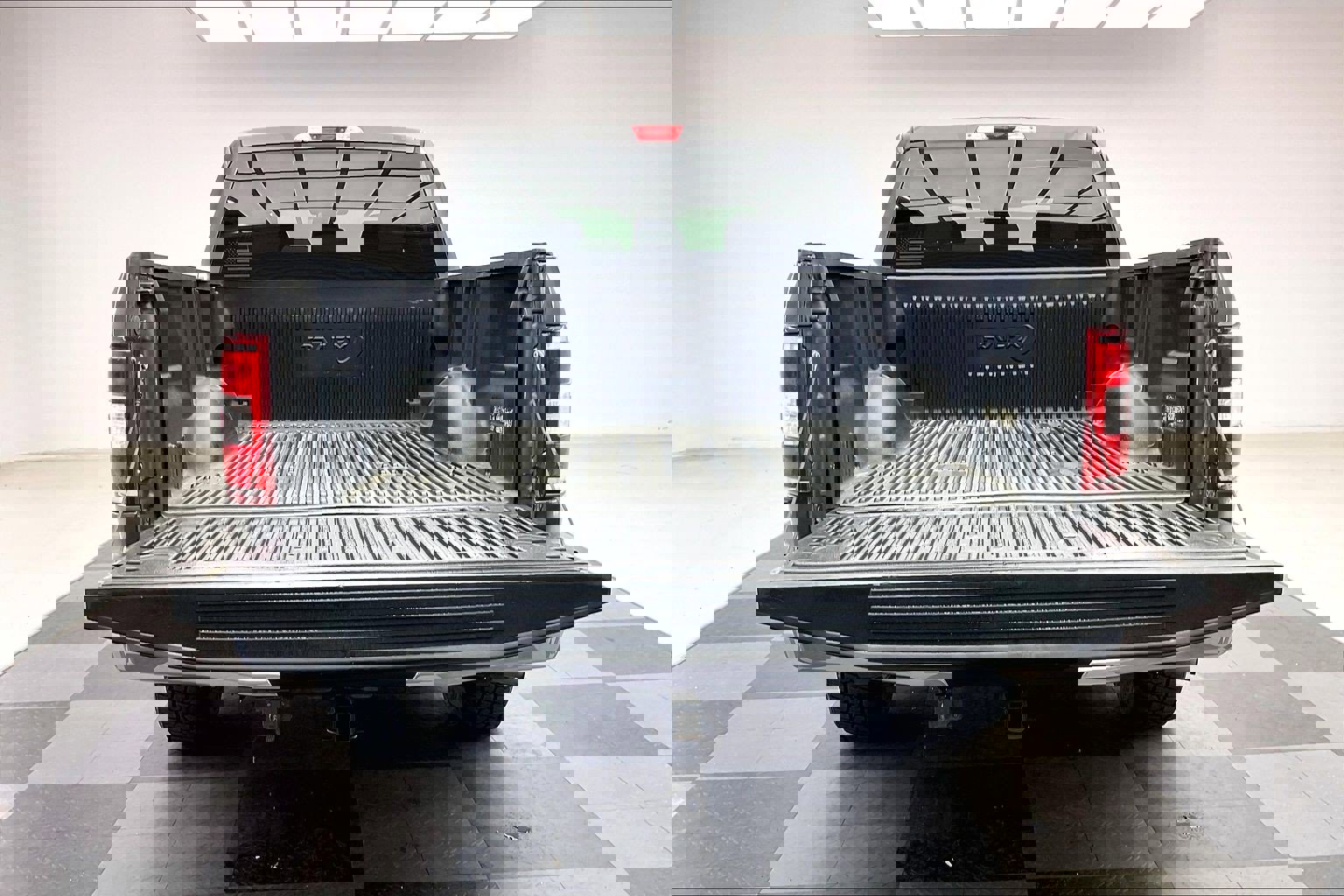 Used 2018 Ford F150 XLT AWD/4WD image 26