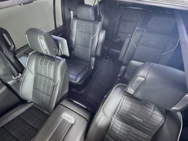 Used 2025 Cadillac Escalade ESV Sport Platinum AWD/4WD image 14