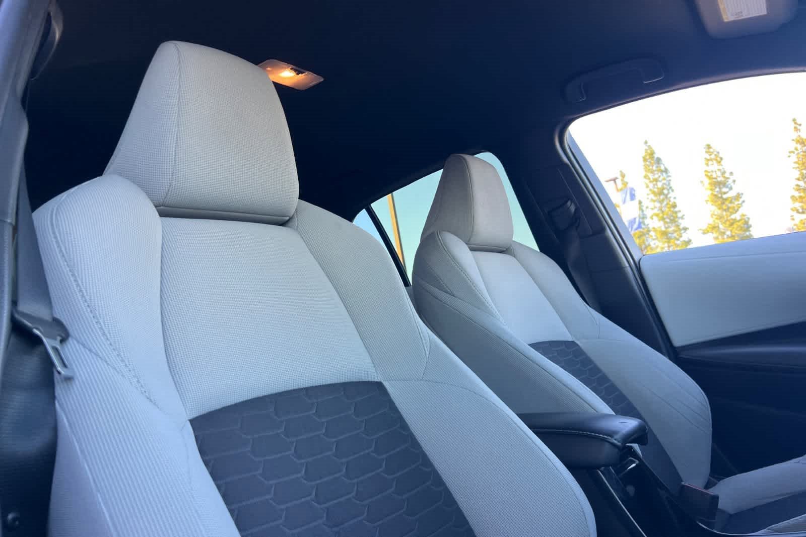 Used 2019 Toyota Corolla SE image 16