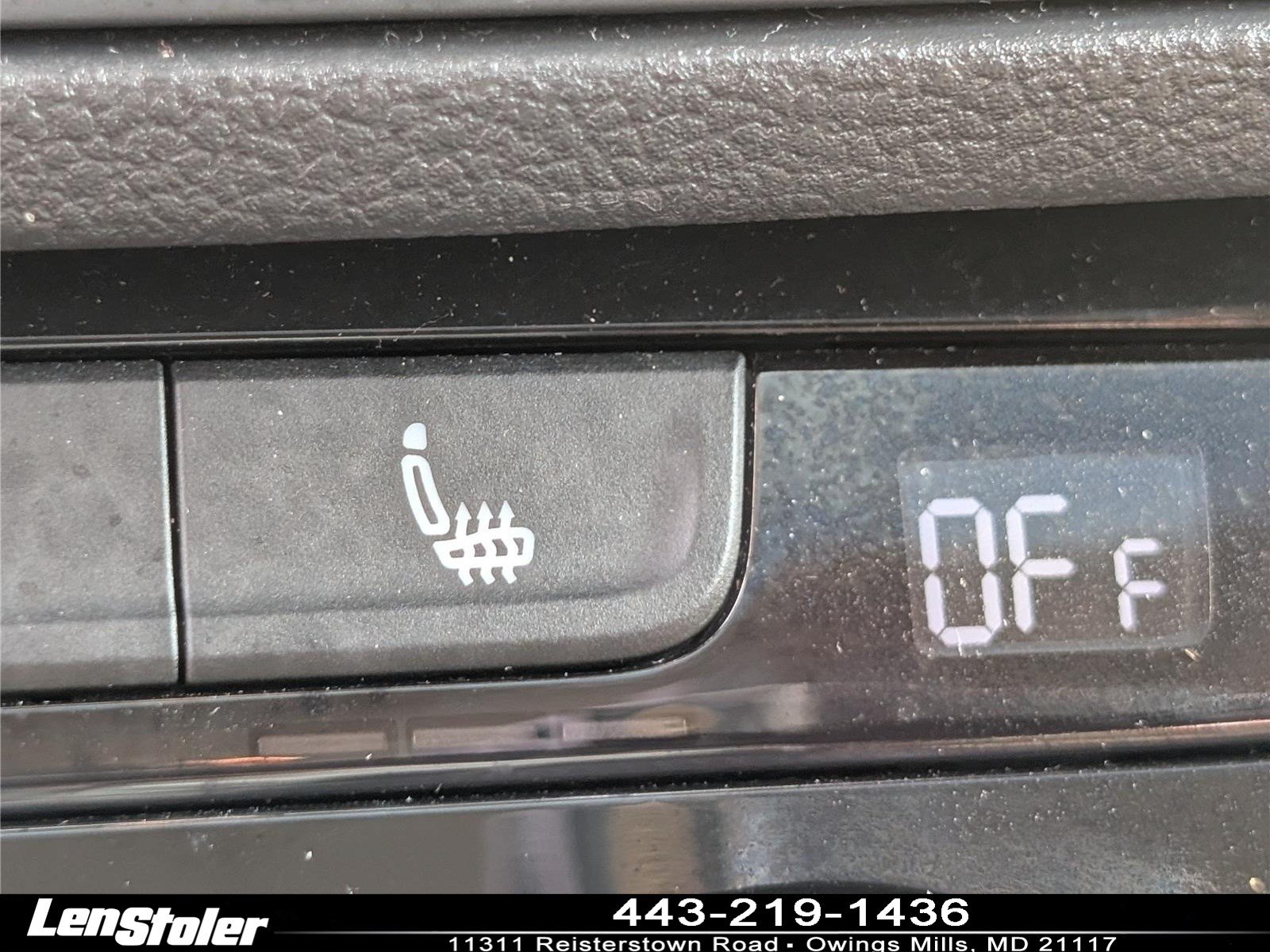 Used 2020 Volkswagen Jetta SE FWD image 23