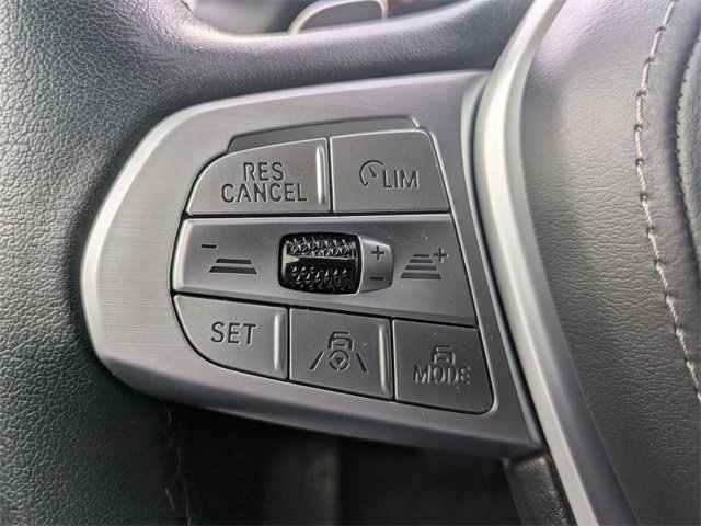 Used 2022 BMW X7 xDrive40i w/ Premium Package image 13